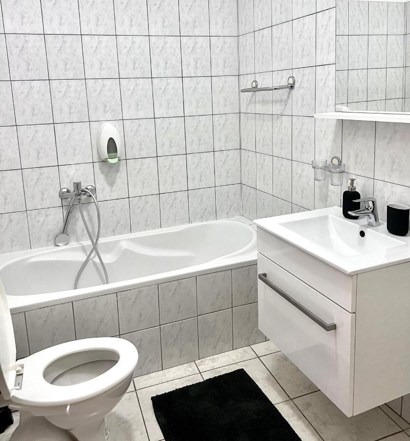נובליה Apartments Ana & Ita מראה חיצוני תמונה